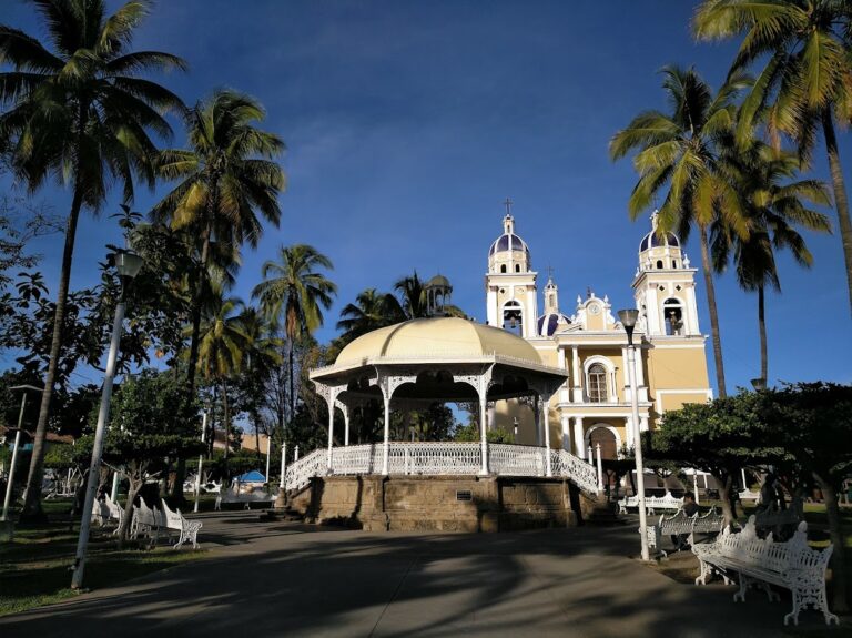 998 jardin de villa de alvarez 1 768x575