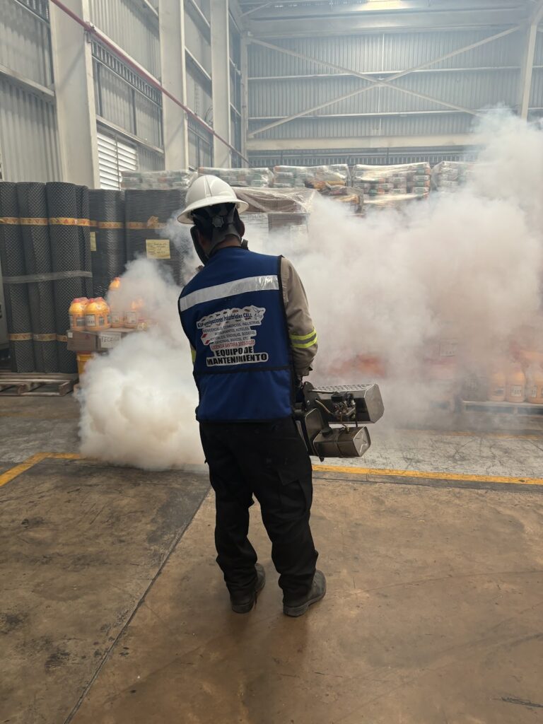 1373 fumigaciones industriales cell 768x1024