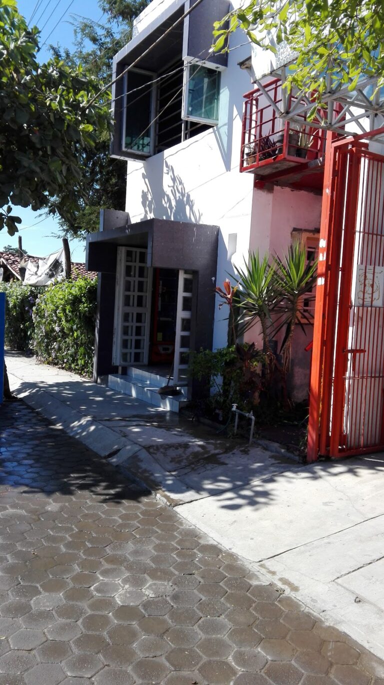 1827 ferreaceros ramirez 768x1368