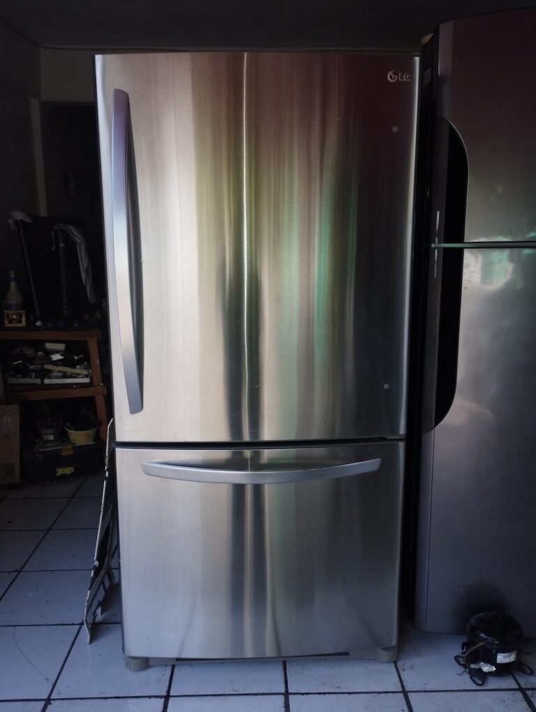 2341 electronica y linea blanca milenio 768x1020