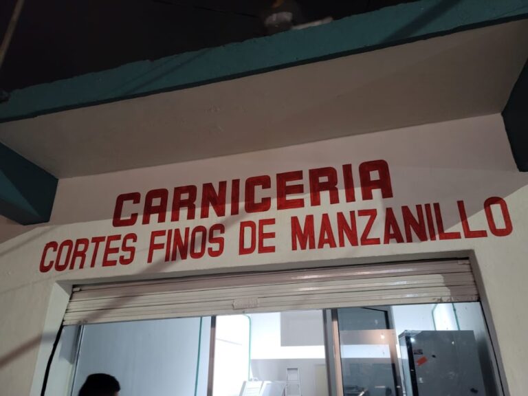 2836 carniceria cortes finos de manzanillo 768x576