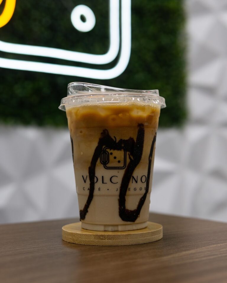 2961 volcano cafeteria 768x960