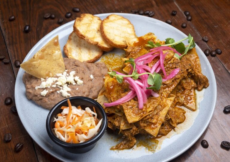 3282 cafe del mar manzanillo 768x540