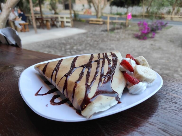 434 cafe escondido 768x575