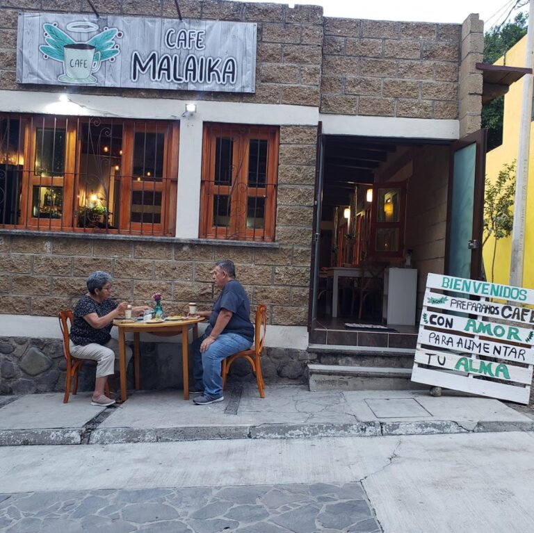 551 cafeteria malaika 768x767