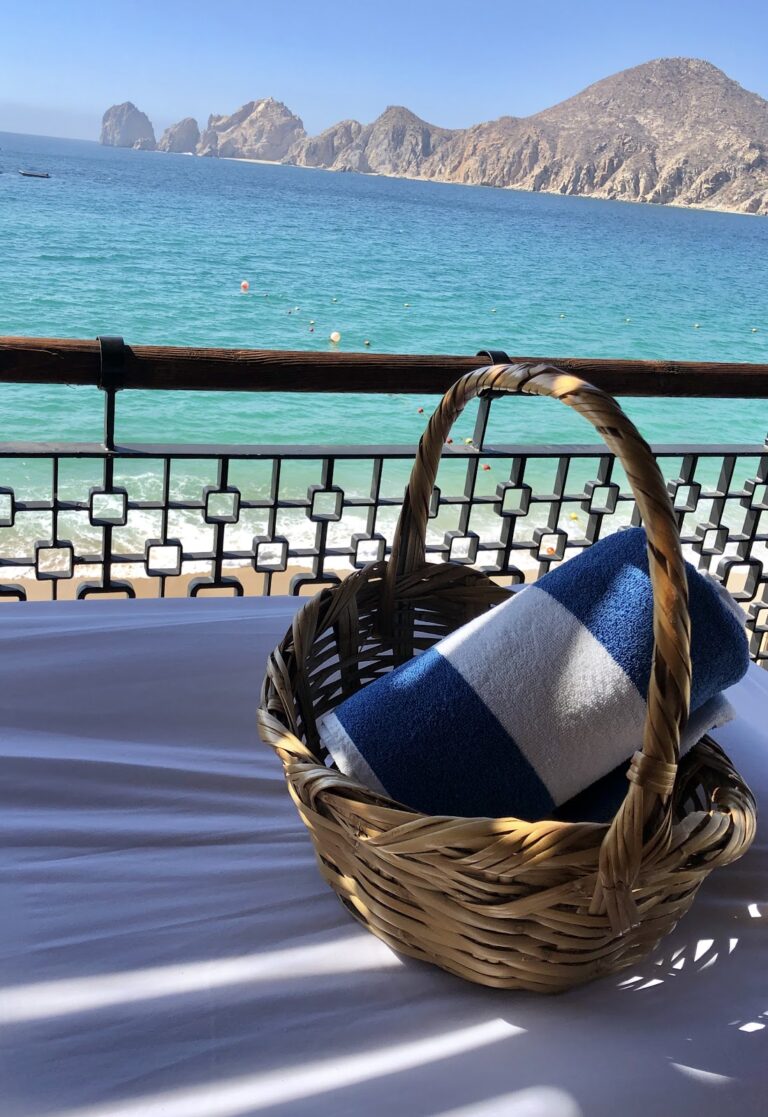 10031 massages at the sand bar 768x1117