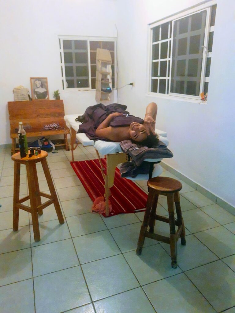 10537 lu aguilar masajista en ciudad valles 768x1024