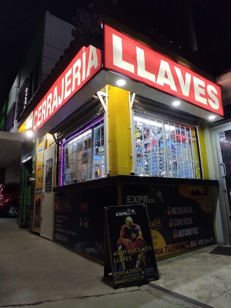 10725 cerrajeria express 768x1024