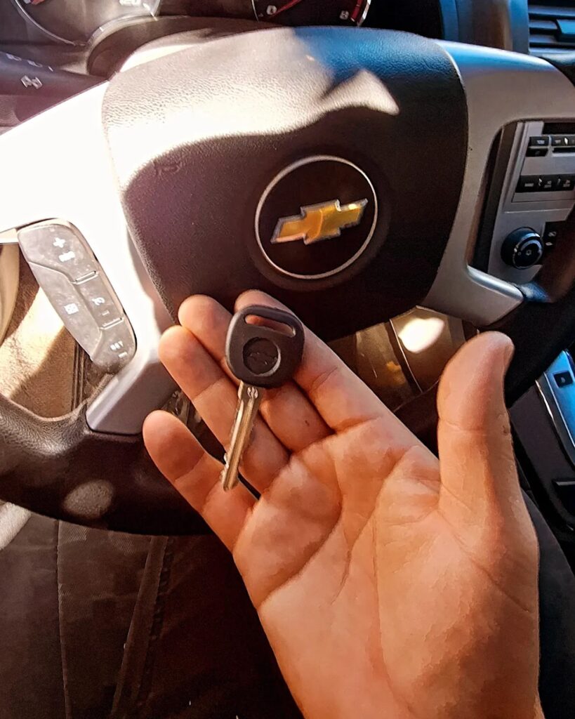 10939 cerrajeria celaya keys 819x1024