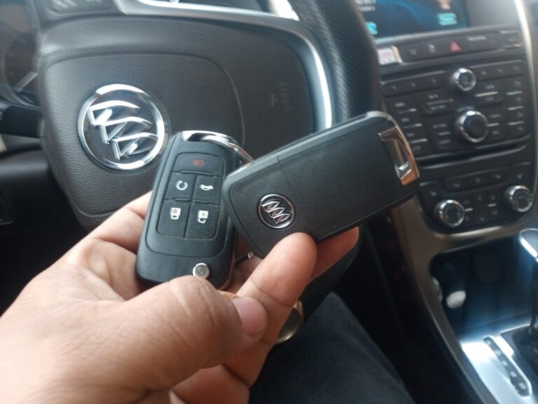 11325 cerrajeria dorantes 768x576