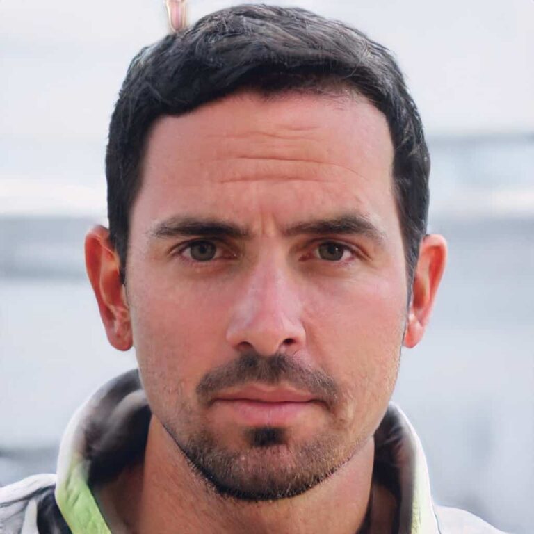 11965 hermanos a la obra 768x768