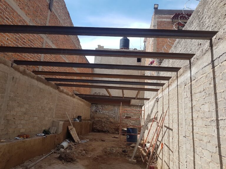 12066 fontanero electricista pintor albanil etc 768x576