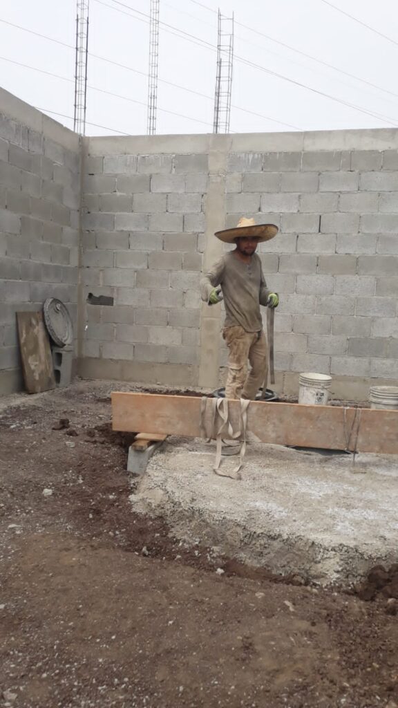 12112 albanileria cruz 576x1024