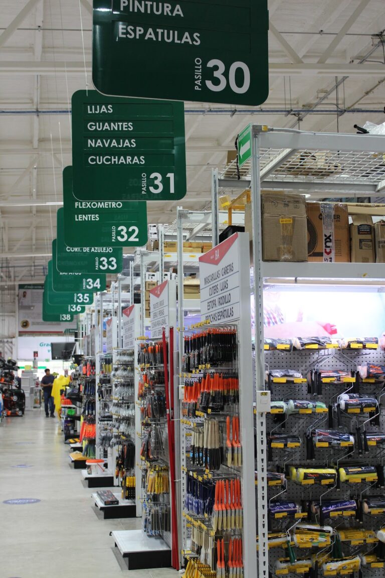 14894 ferretera mandiola avenida central oriente 768x1152