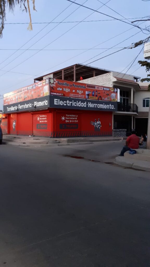 15106 tornillos y ferreteria 8220de sol a sol8221 576x1024