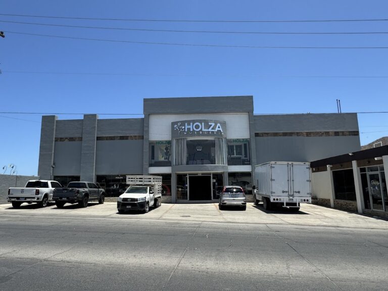 15190 holza muebleria 768x576