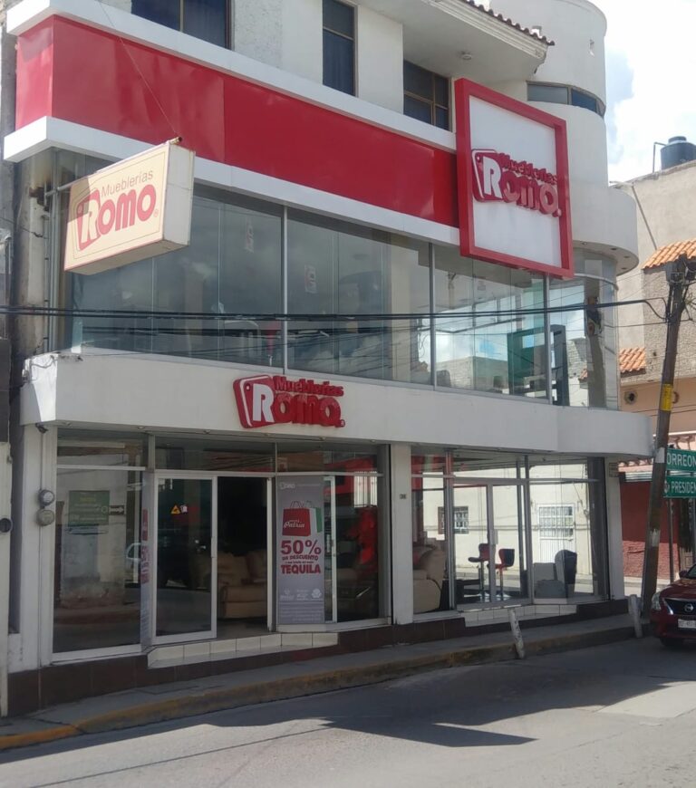 15571 mueblerias romo 768x870