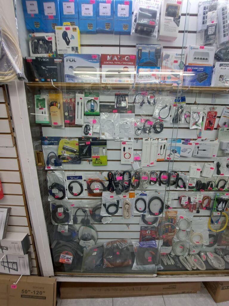 15748 electronica nacional 768x1024