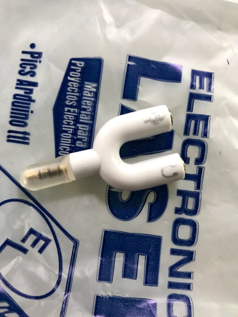 15904 electronica laser 768x1024