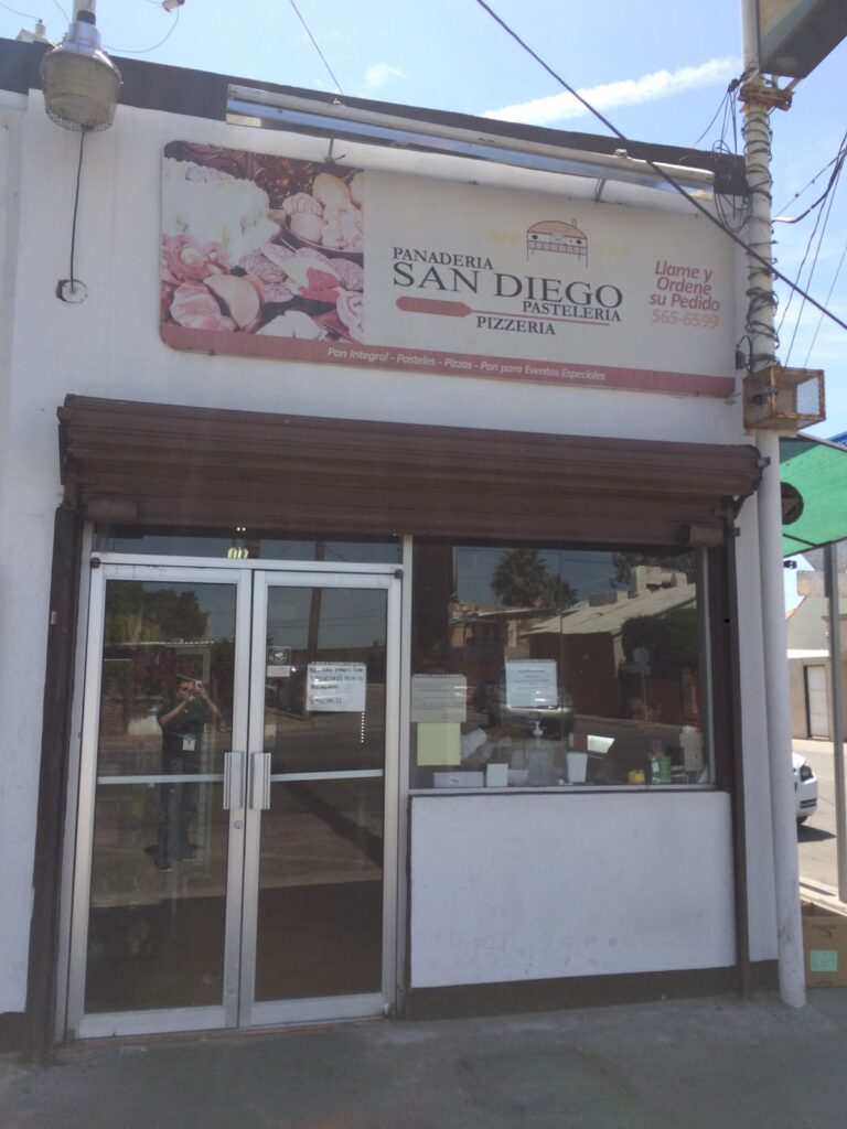 15935 panaderia san diego 768x1024