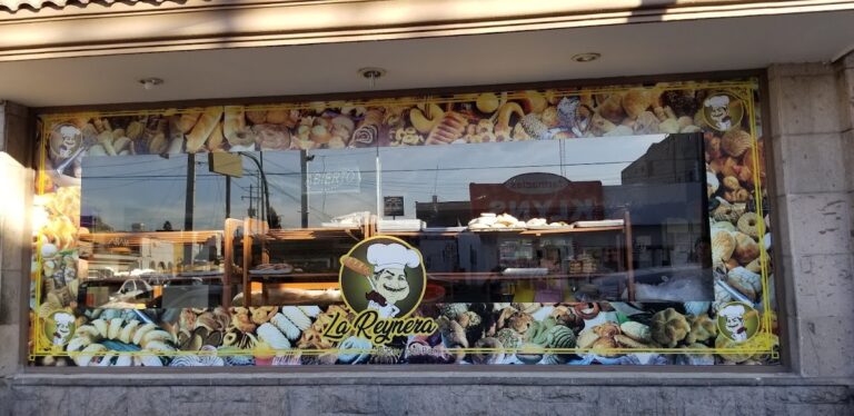 16031 la reynera panaderia y pasteleria sucursal gomez palacio 768x374