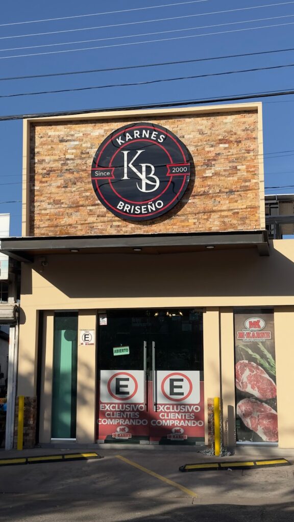 16562 karnes briseno 576x1024