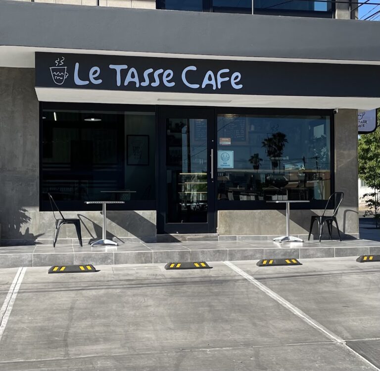 16642 le tasse cafe 768x749