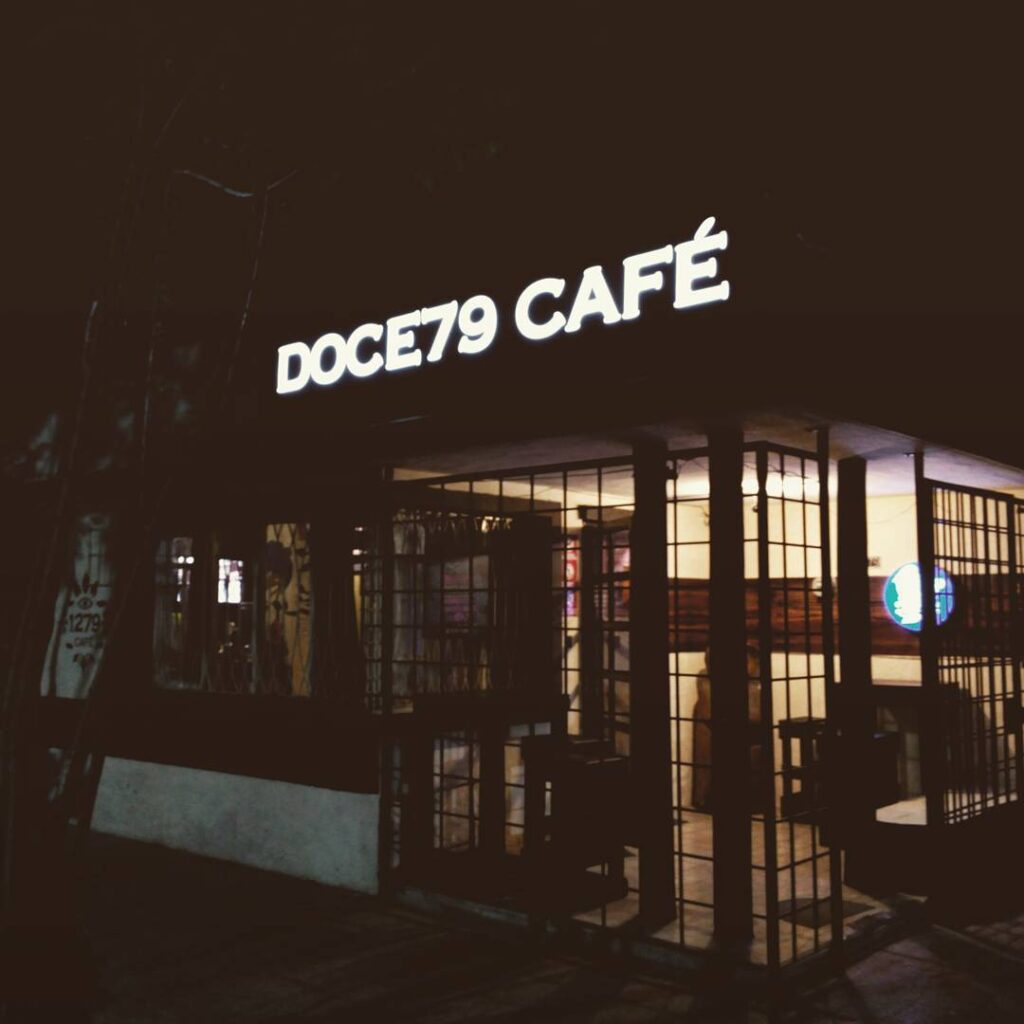 16728 1279 cafe 1024x1024