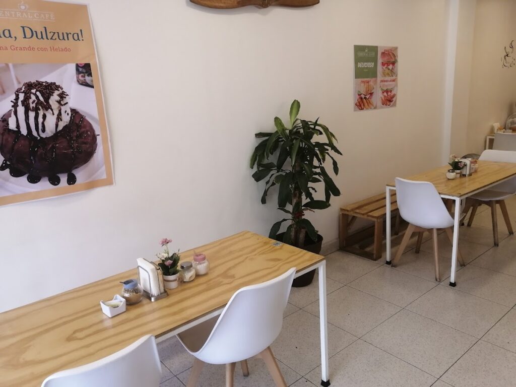 16796 central cafe 1024x768