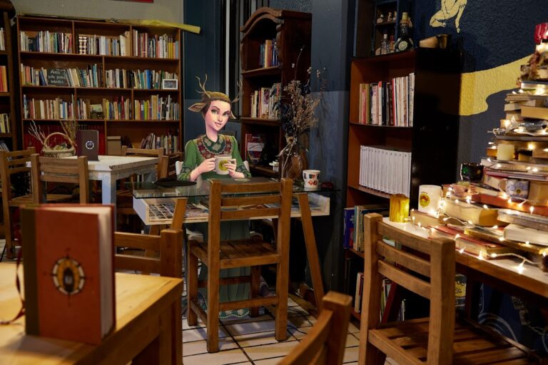 16836 cafe la fauna 768x512