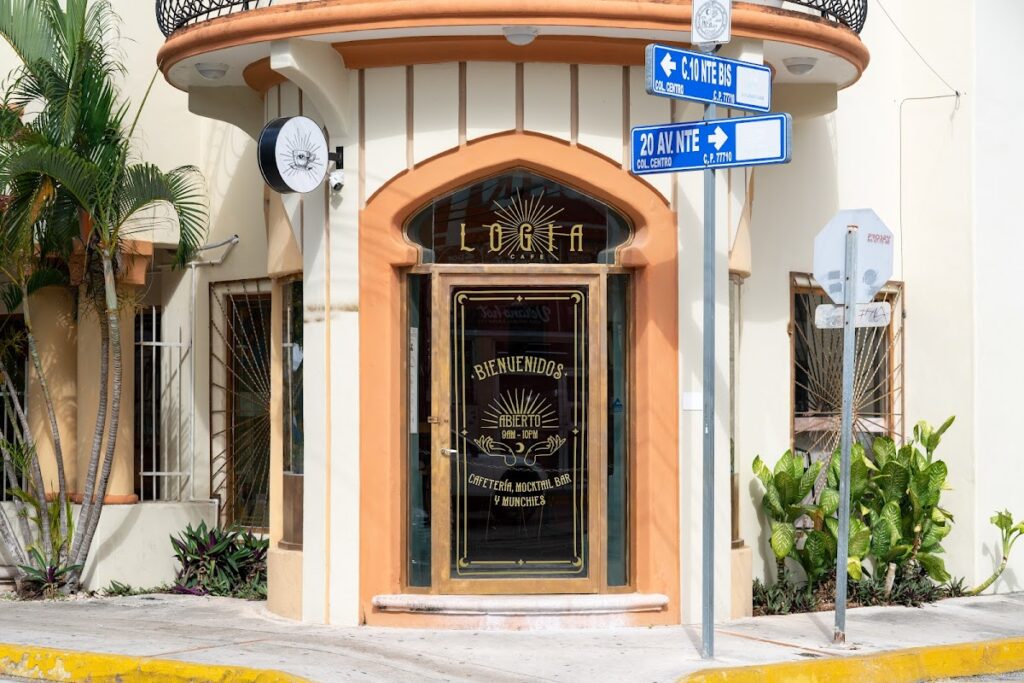 16878 logia cafe 1024x683