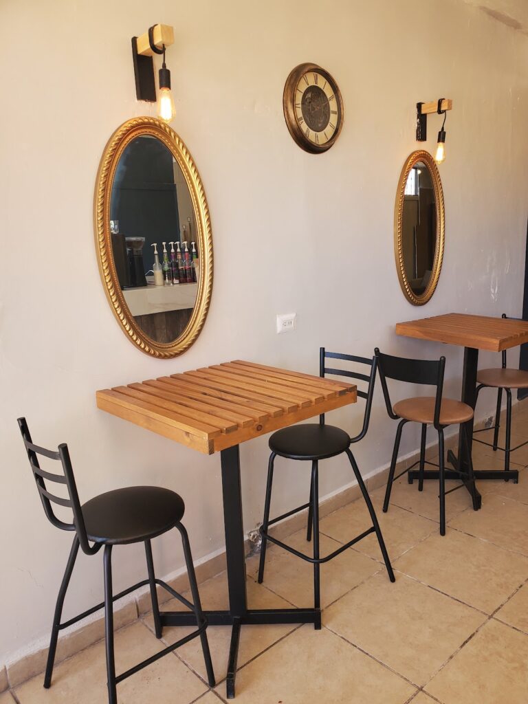 16917 cafe aguilar 768x1024