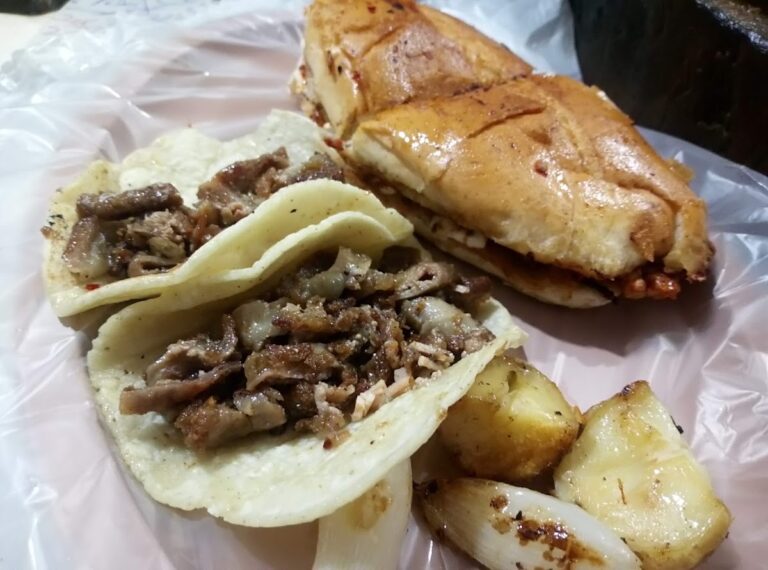 17286 taqueria los brothers 768x570