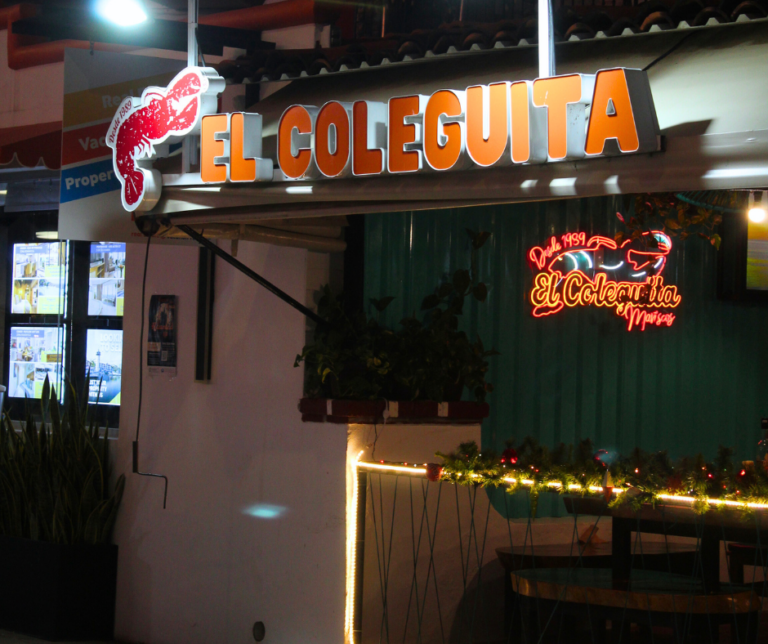 17473 el coleguita mariscos marina vallarta 768x644