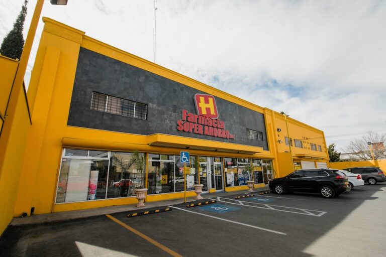 18640 farmacia super ahorro hdz matriz universidad 768x512