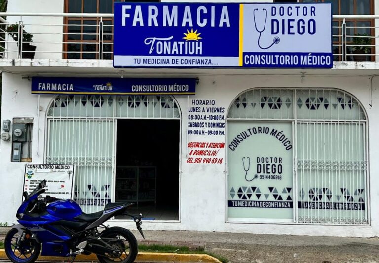 18794 farmacia tonatiuh 768x534