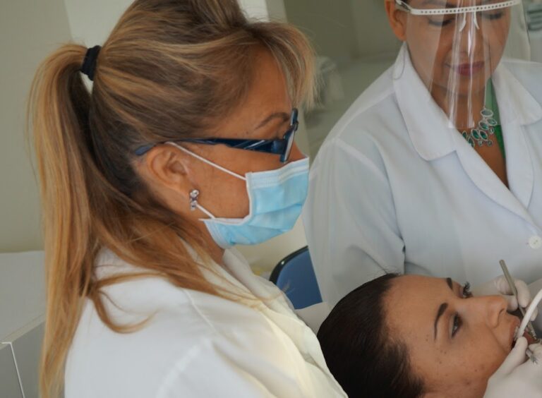 19617 dentista en cancun 768x564