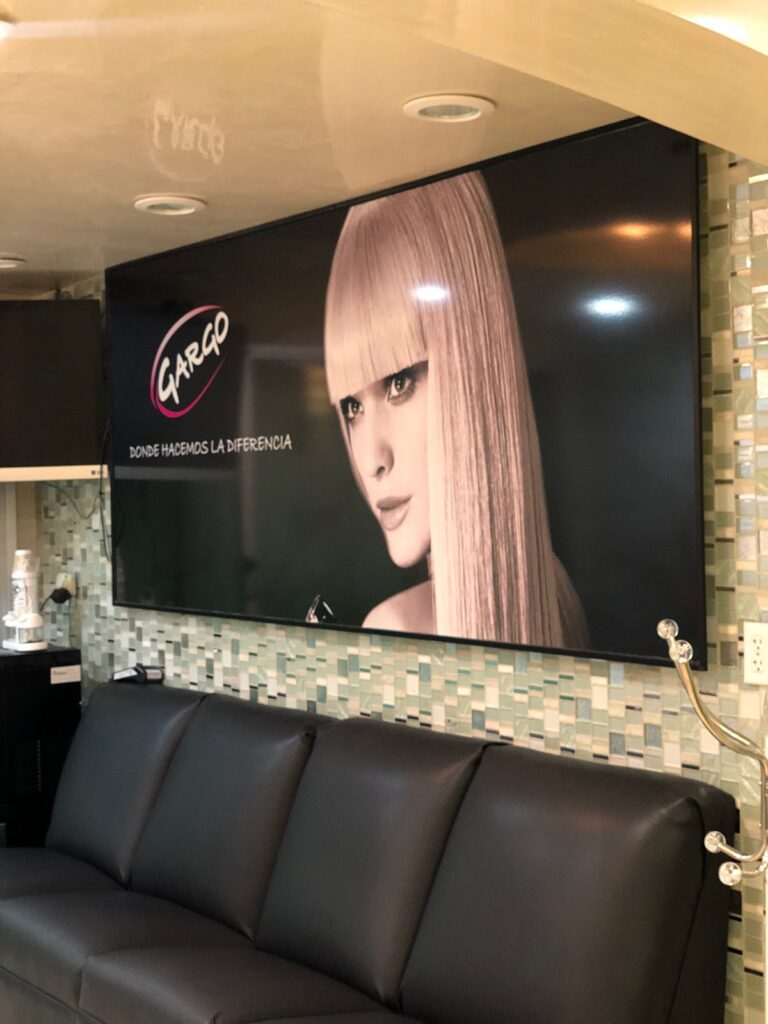 21180 salon gargo 768x1024