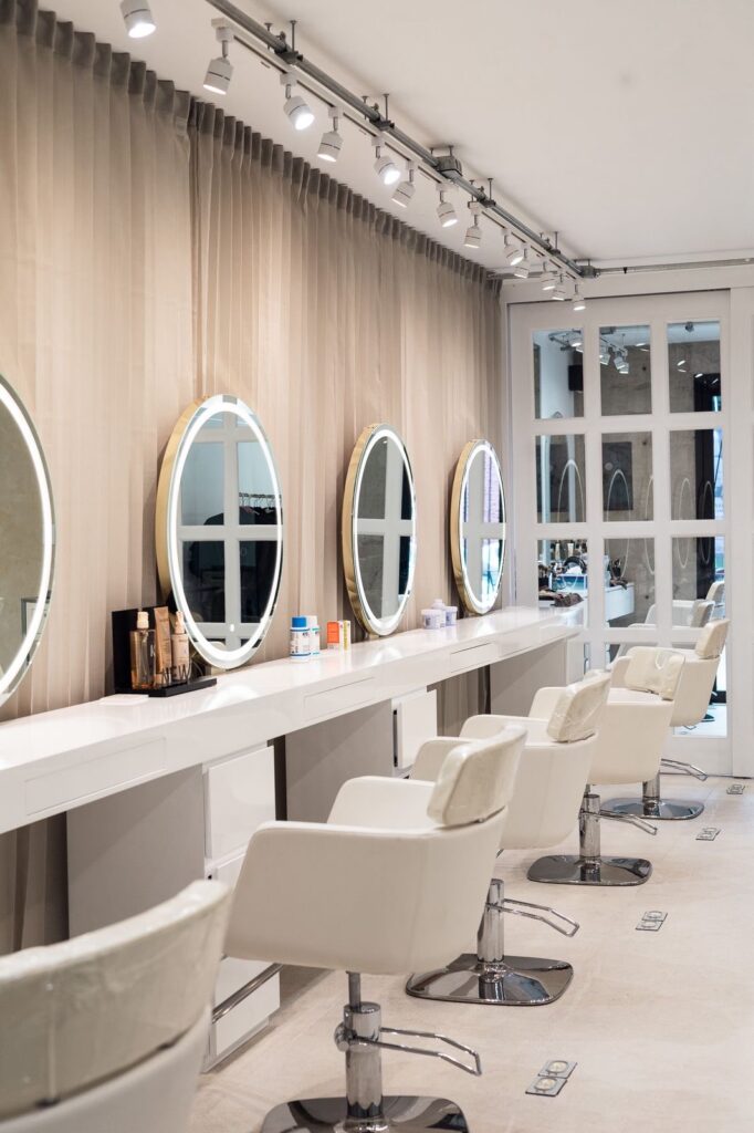 21206 coquetta salon de belleza 682x1024