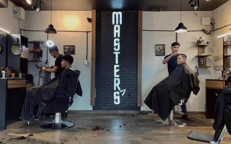 21339 masters barber unidad 768x477