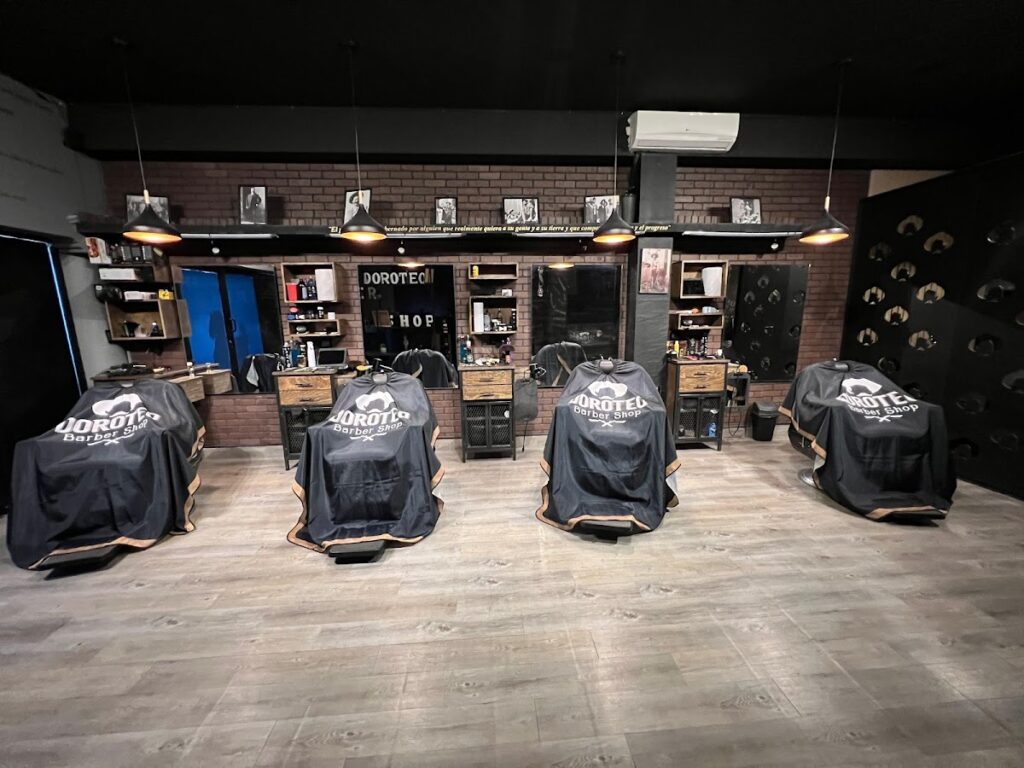 21350 doroteo barber shop 1024x768
