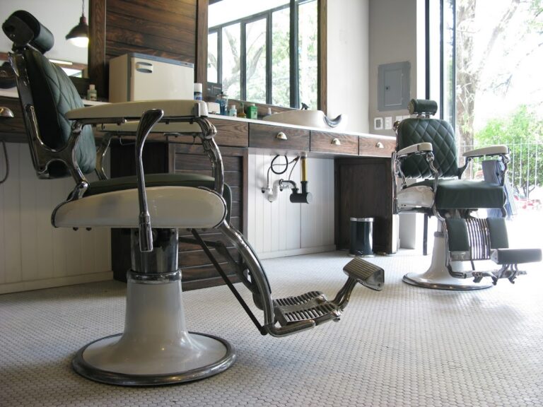 21425 barberia capital guadalajara 768x576