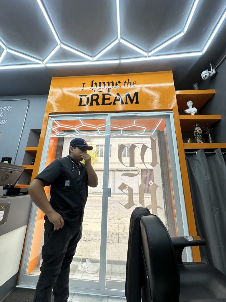 21553 hype barber sur 768x1024