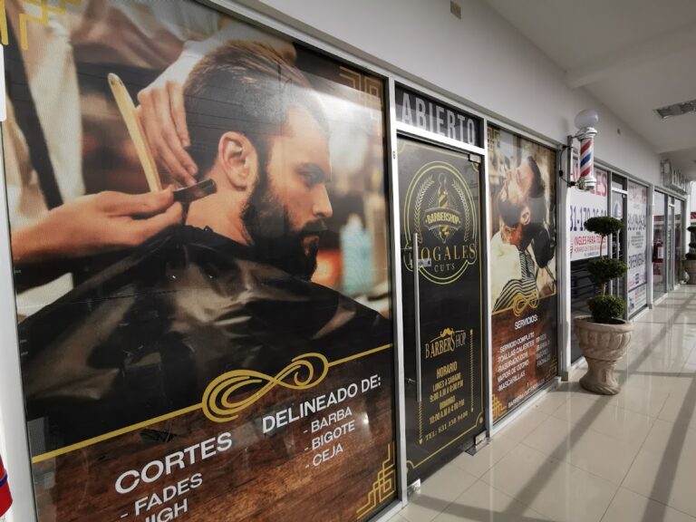 21623 nogales cuts barbershop 768x576