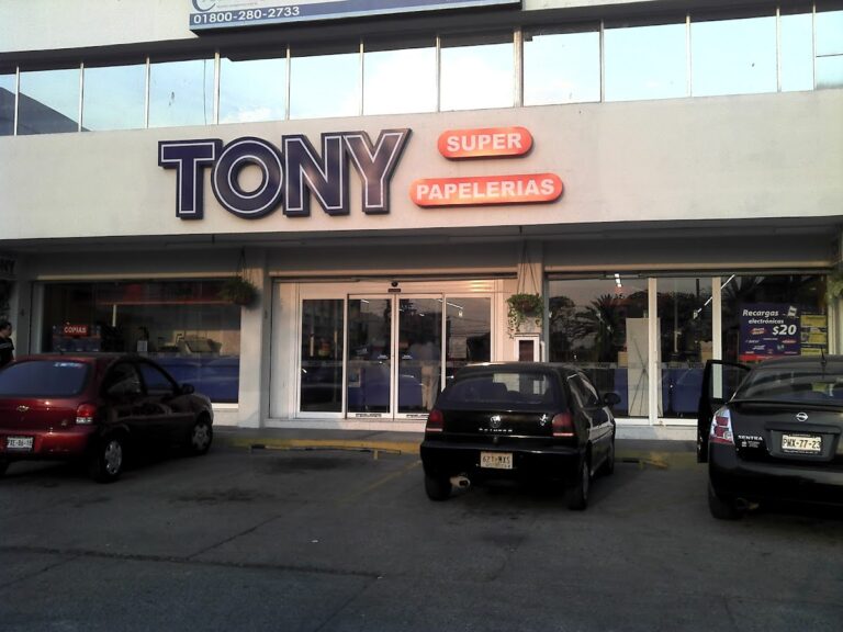 21878 tony superpapelerias 768x576