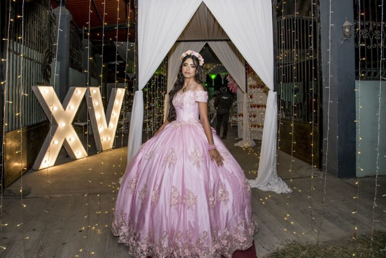 22178 foto rosy 768x513