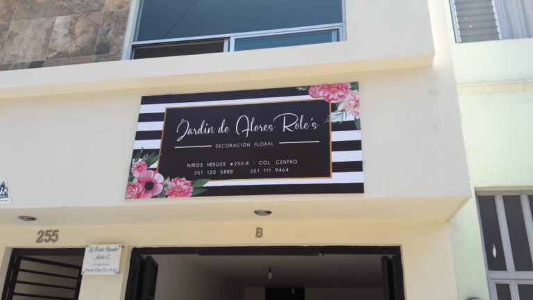 23075 floreria roles 768x432