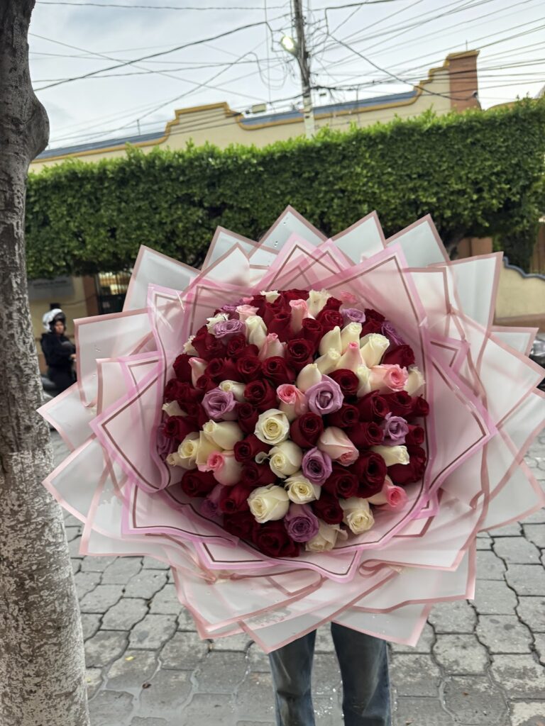 23131 floreria florents 768x1024