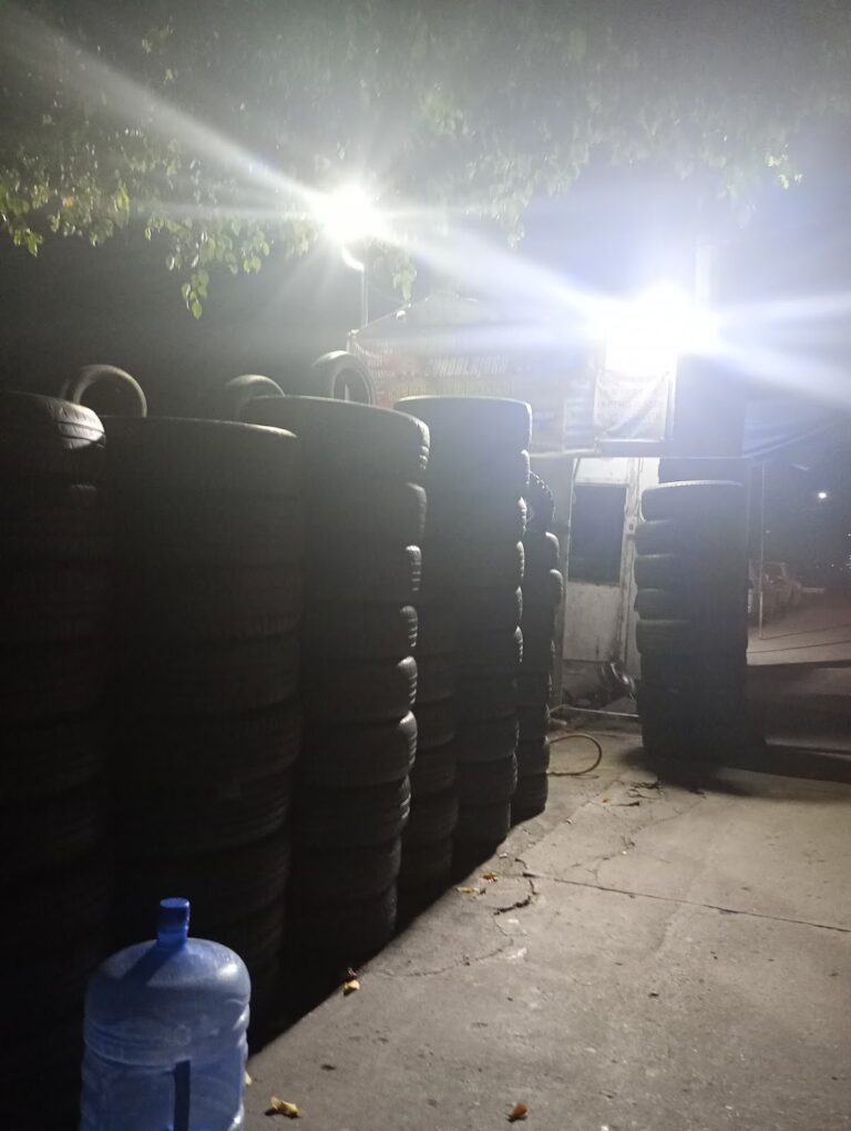 23843 llantera monoshop 24hrs 768x1020