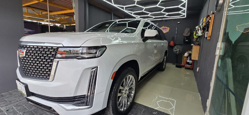 24071 garage car detailing 1024x473